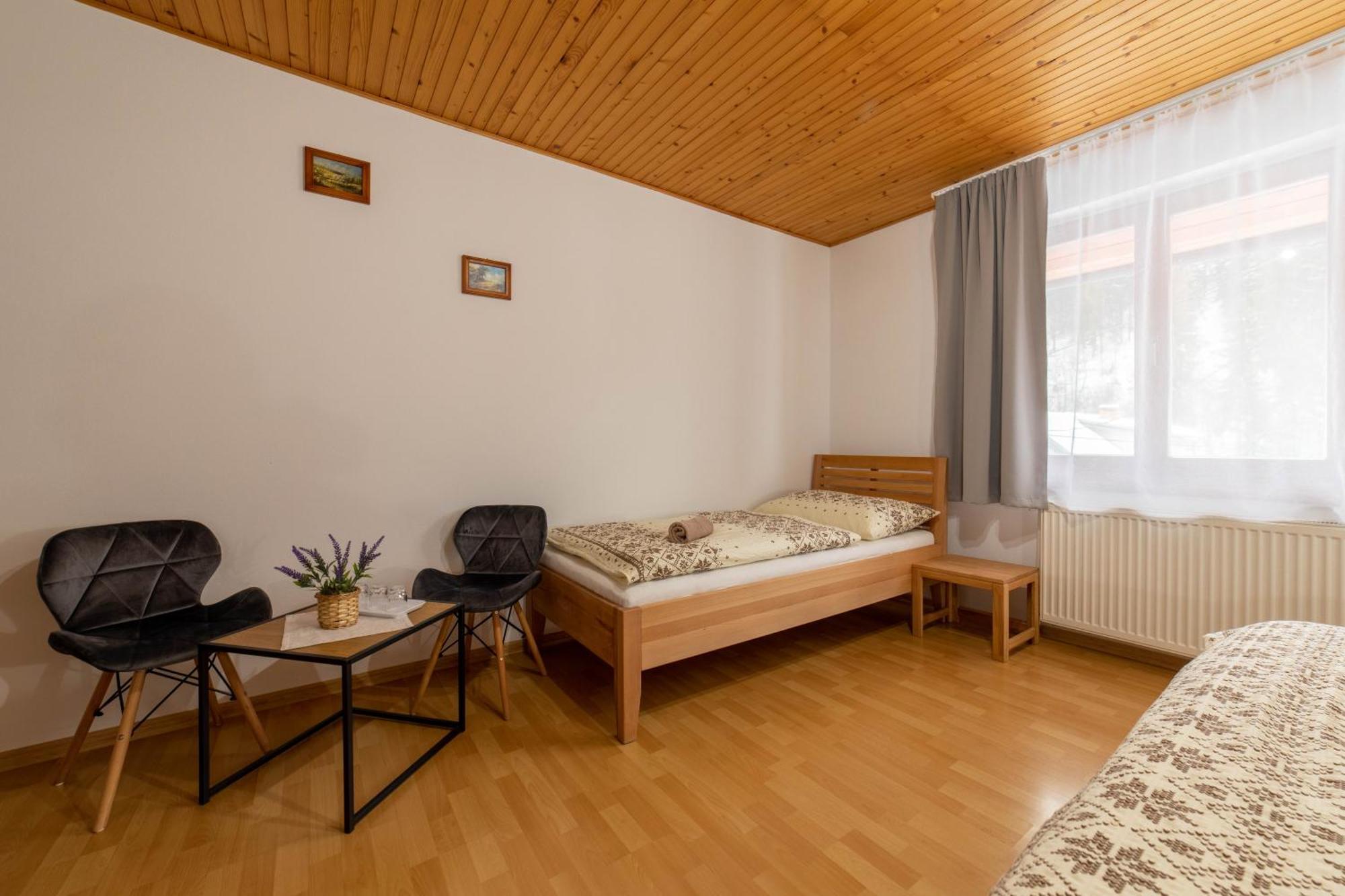 Penzion Pod Kycerou Zuberec Bagian luar foto